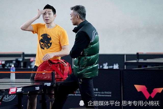 于是他只能压住愤怒，谦卑的说：妈，我是一时情急，您别跟我一般见识。